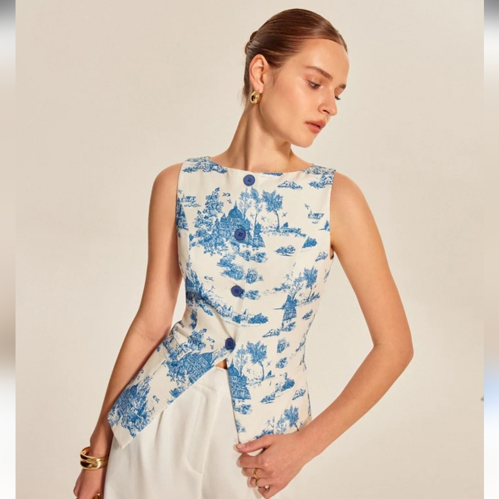 Commense Toile Print Blue And Cream Vest Sz L NWT
